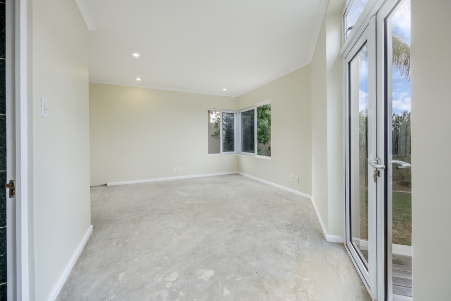 4 Bedroom Property for Sale in Aurora Western Cape